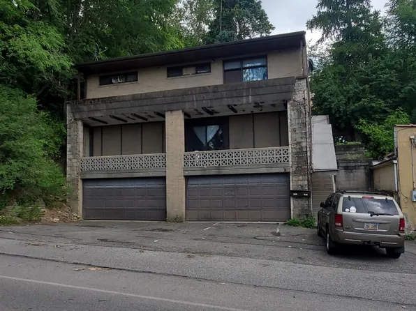 741 McCoy Rd #1, Mc Kees Rocks, PA 15136