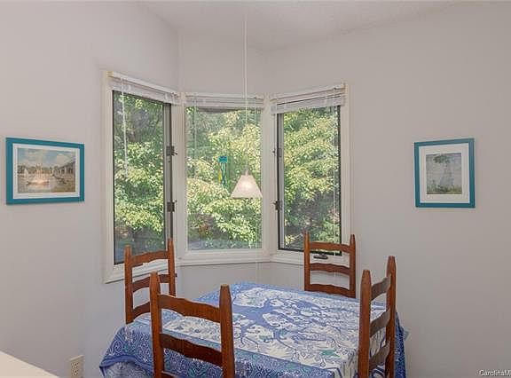 4th image of 305 Piney Mountain Dr APT Q4