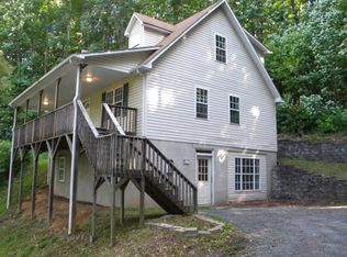 500 Howards Creek Rd, Boone, NC 28607