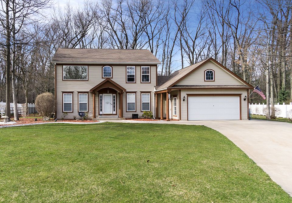 1st image of 15543 Royal Oak Dr