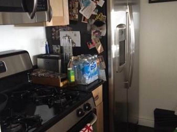 3rd image of 215 E 95th St APT 25E