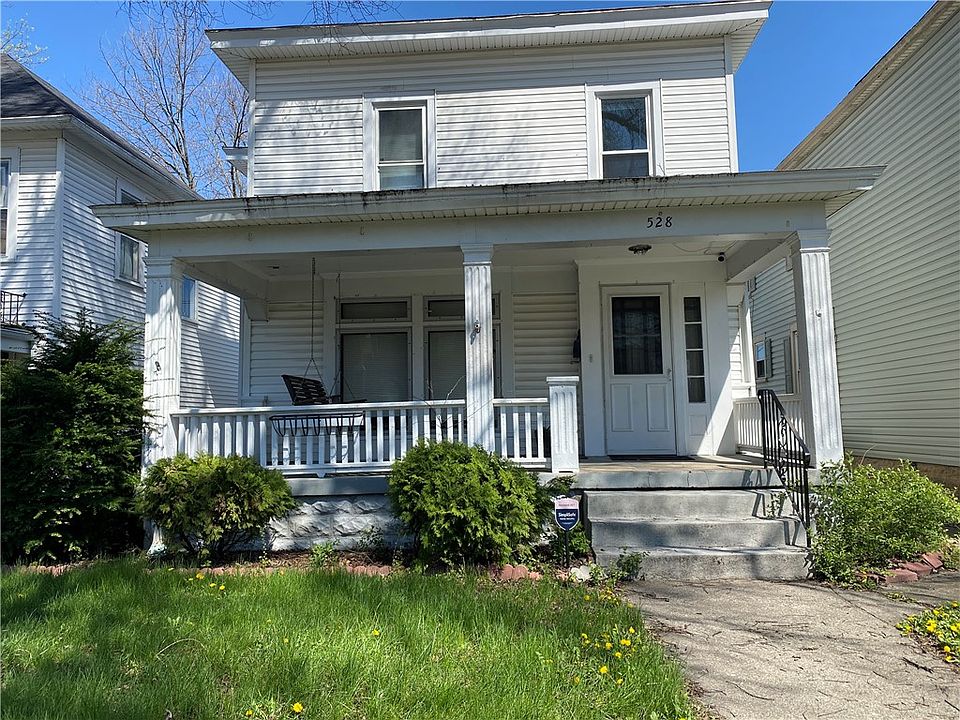 1st image of 528 W Ash St