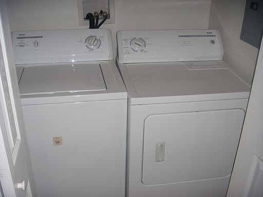 4th image of 625 S Pine St APT A
