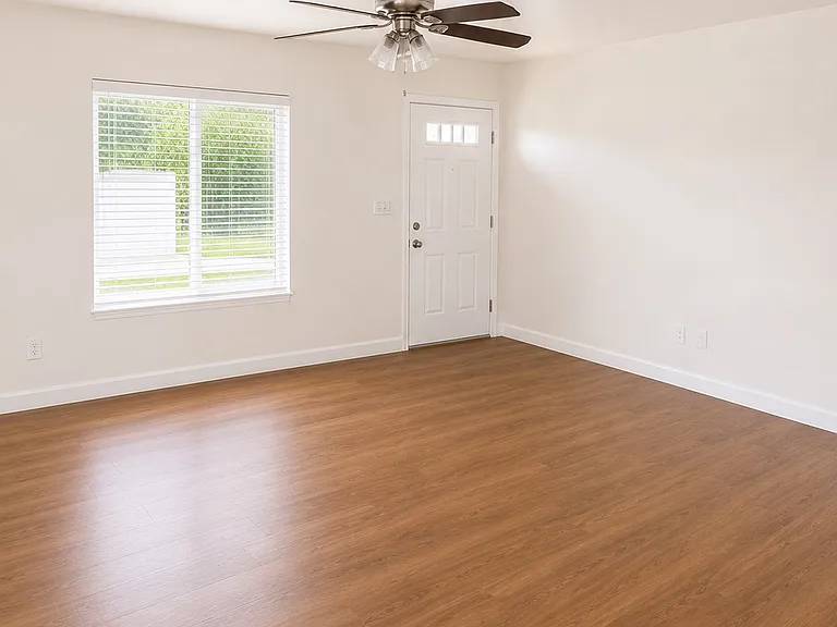 1273 Persimmon Ave #1273 — Photo 10