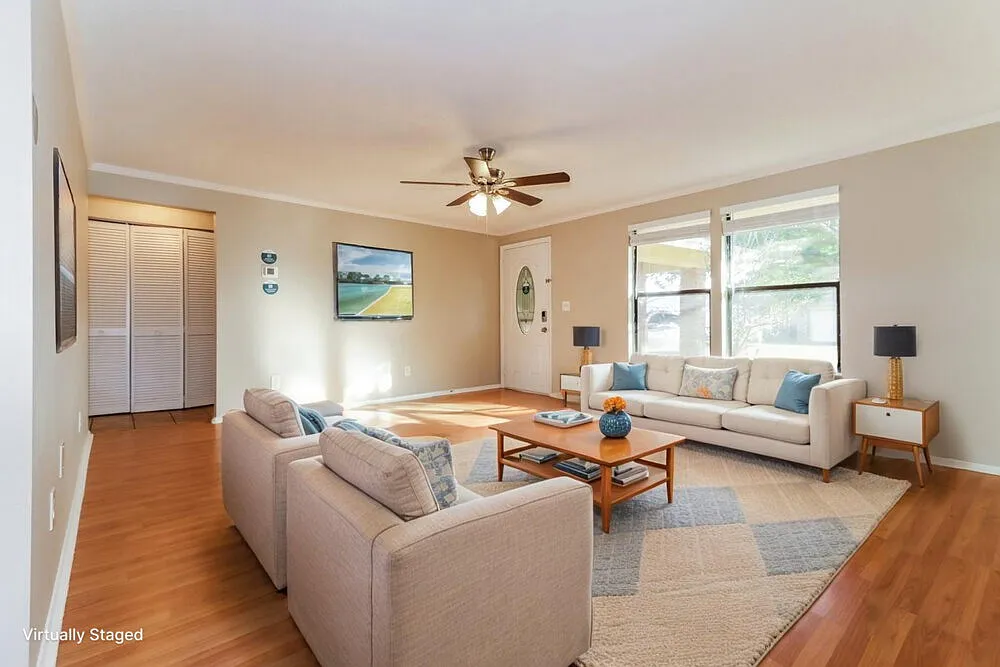 3 bed, 2.0 bath, 1532 sqft, $1,965 — Photo 3
