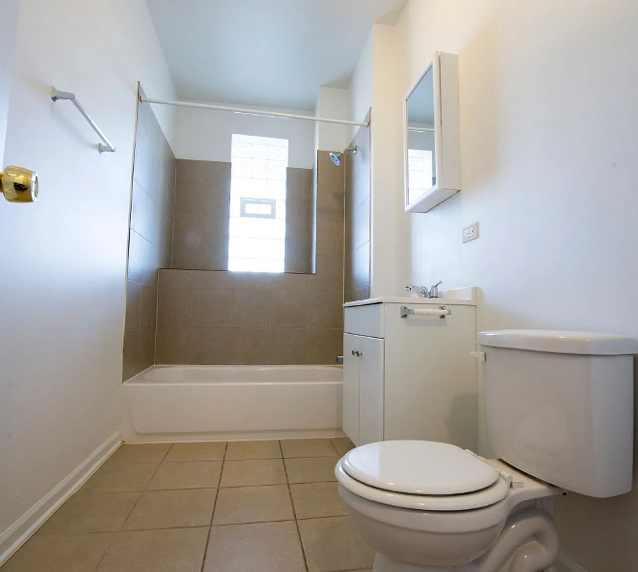 3454 W Lexington — Photo 2