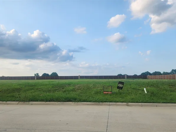 124 Chisolm Trl, Pottsboro, TX 75076