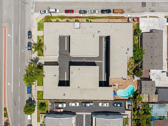2nd image of 21818-30 Figueroa St #1