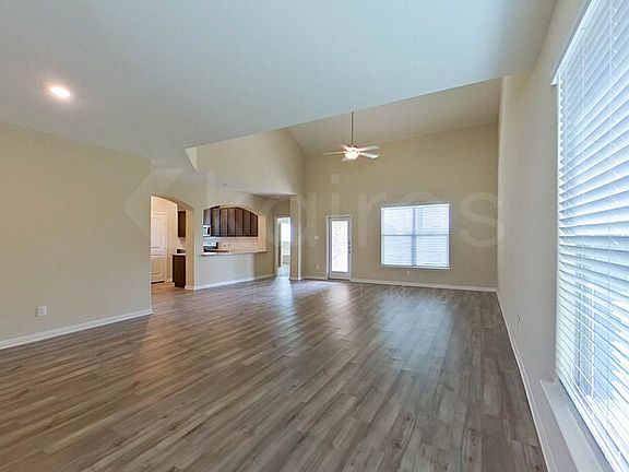 5th image of 13625 Lansman Dr