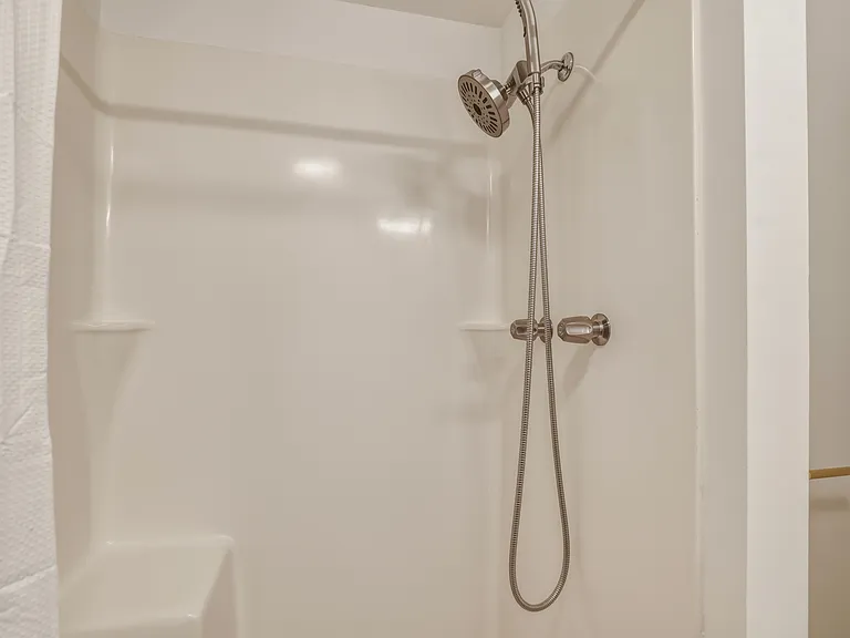 1366 SE High Ridge Ct — Photo 27
