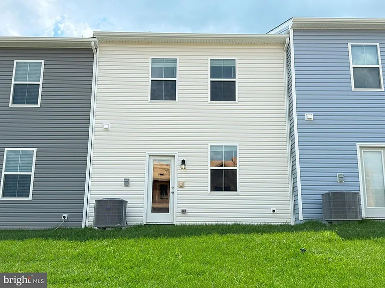 117 Nootka Way — Photo 11