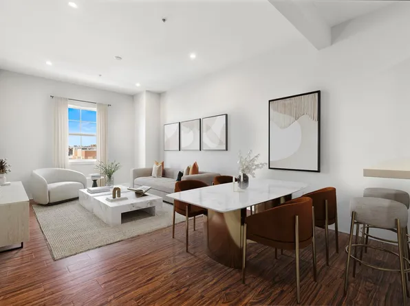 6200 Hudson Avenue image 4 of 19