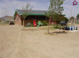 61 Leebarry Ln, Las Cruces, NM 88012