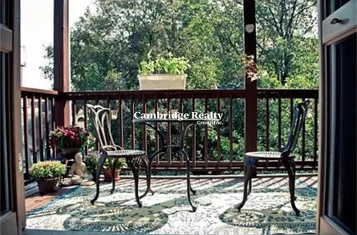 18 Sunset St #3T — Photo 18