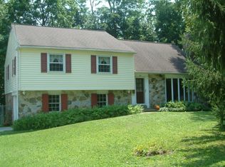 10 Sharpless Ln, Media, PA 19063