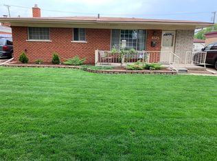 4529 Burssens Dr, Warren, MI 48092