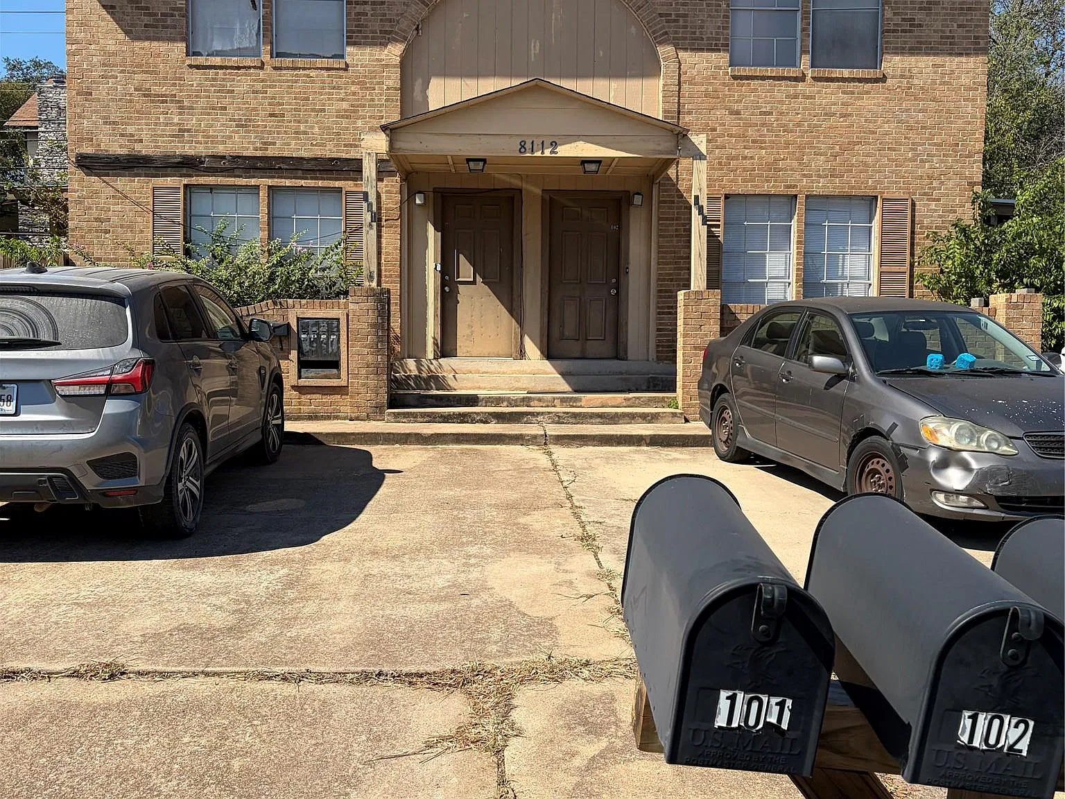 2 bed, 1.5 bath, 1147 sqft, $1,750 — Photo 1