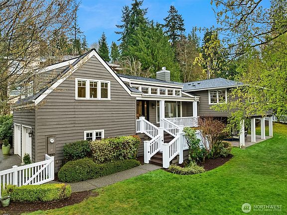 2nd image of 8021 SE 57th Street