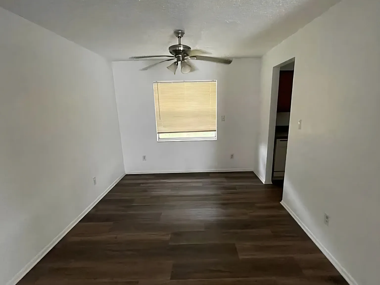 4 bed, 1418 sqft, $2,800 — Photo 4
