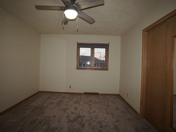 5th image of 4117 Eastridge Dr #2