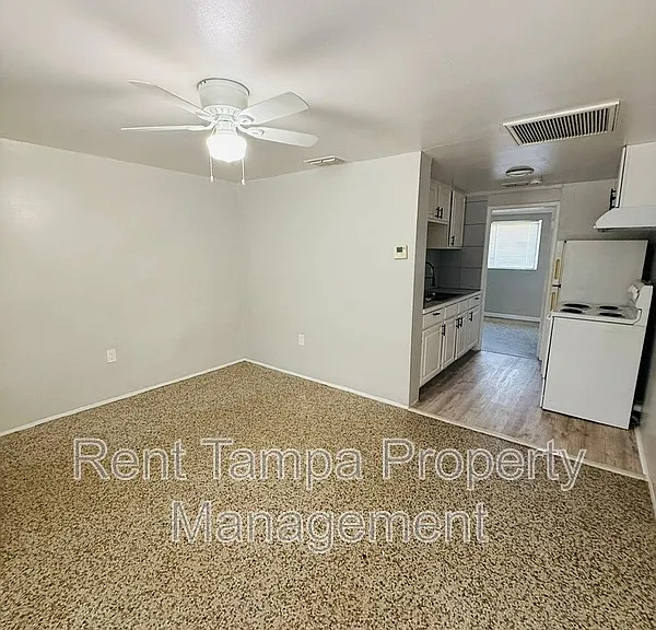 314 7th Ave NE #4 — Photo 5