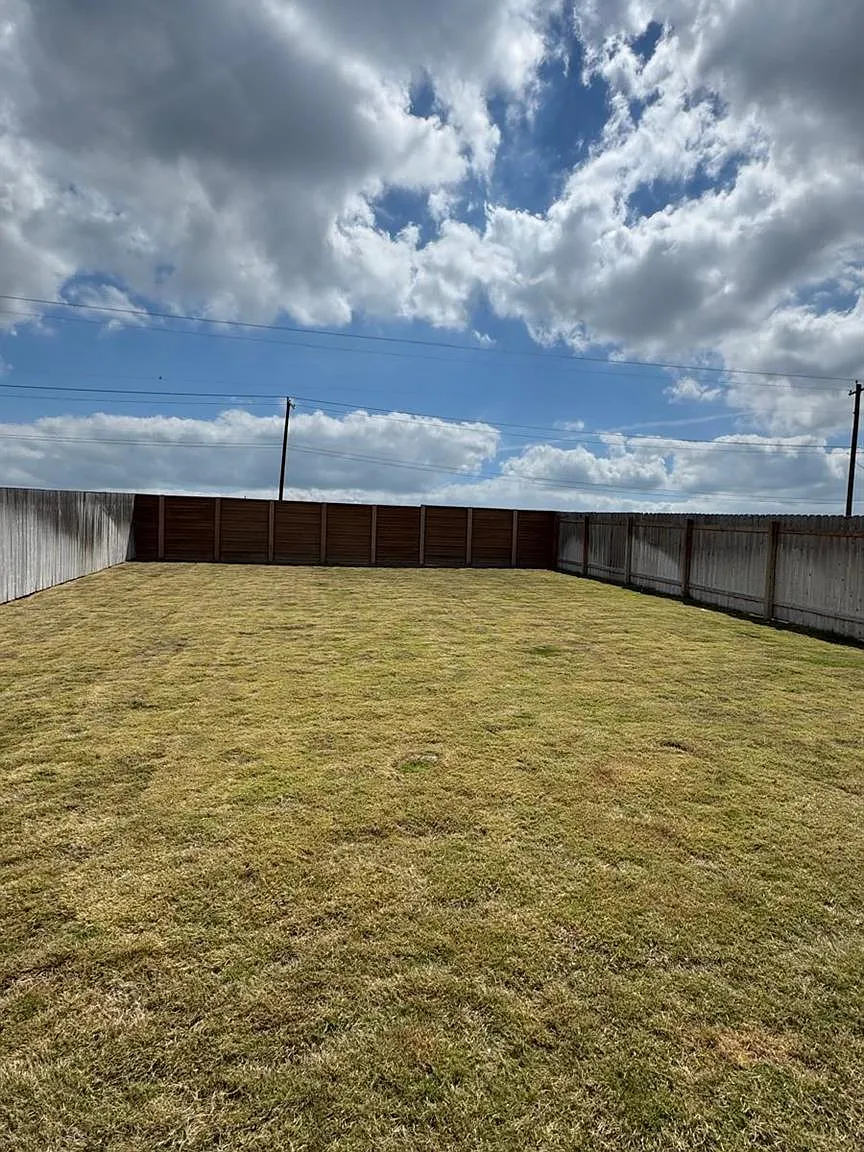 3 bed, 2.0 bath, 1213 sqft, $1,750 — Photo 4