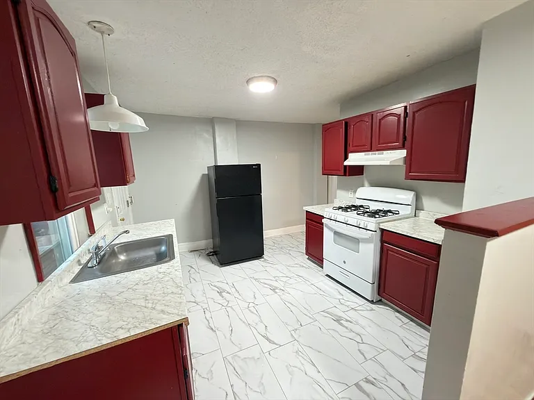47 Cedar St #1 — Photo 7