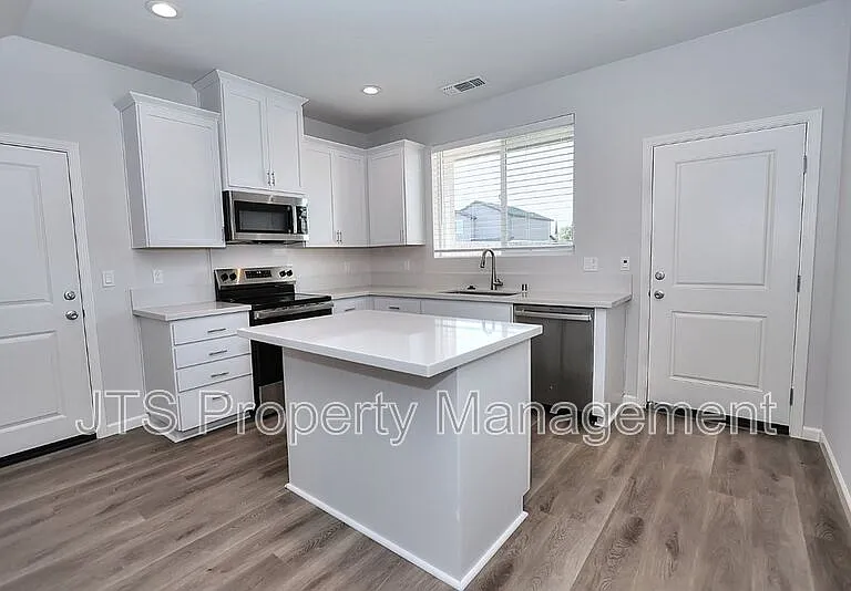 47 Brookbay Way — Photo 8