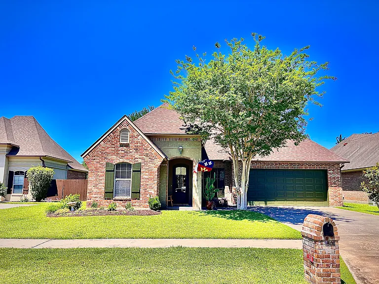 310 Bluebonnet Dr — Photo 10