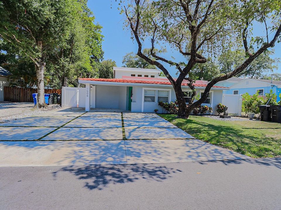 1st image of 1506 SW 32 Street