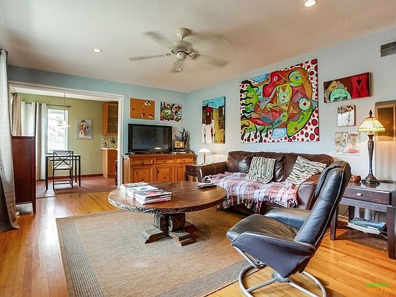 3rd image of 288 Lado De Loma Dr
