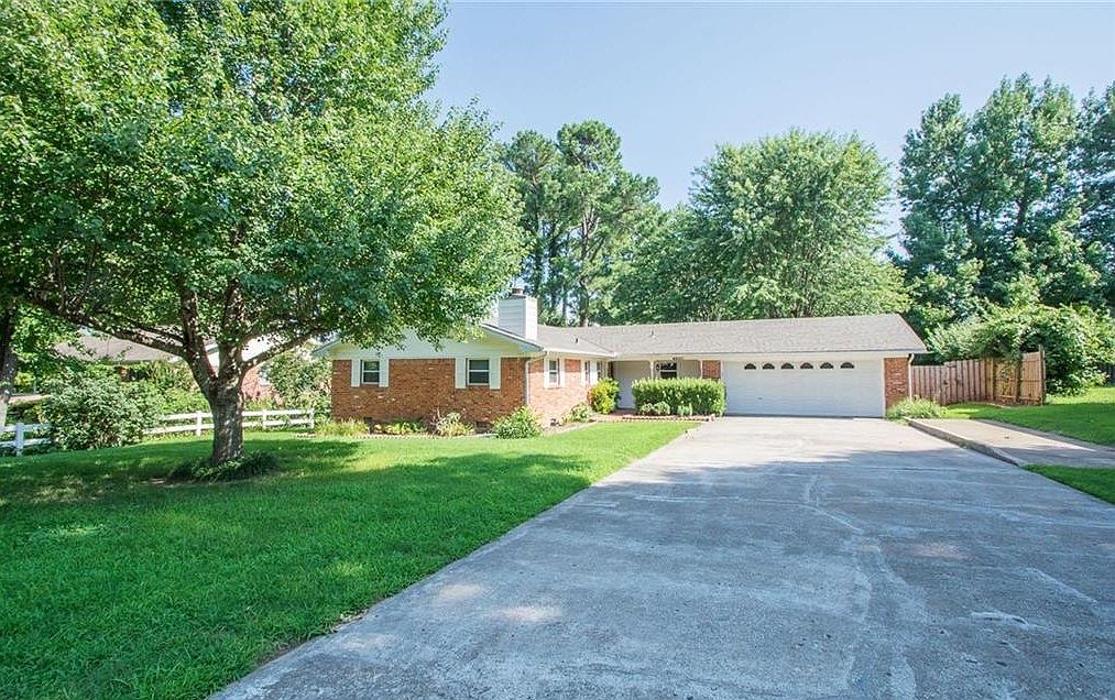 847 E Peel St, Fayetteville, AR 72703 Zillow