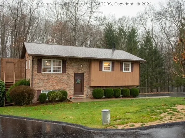 119 Forestview Dr, Beckley, WV 25801