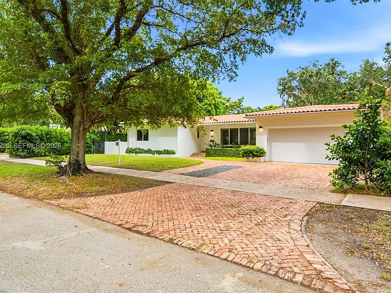 5510 Orduna Dr — Photo 16