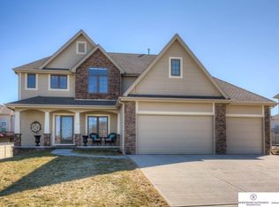 12713 S 82nd St, Papillion, NE 68046