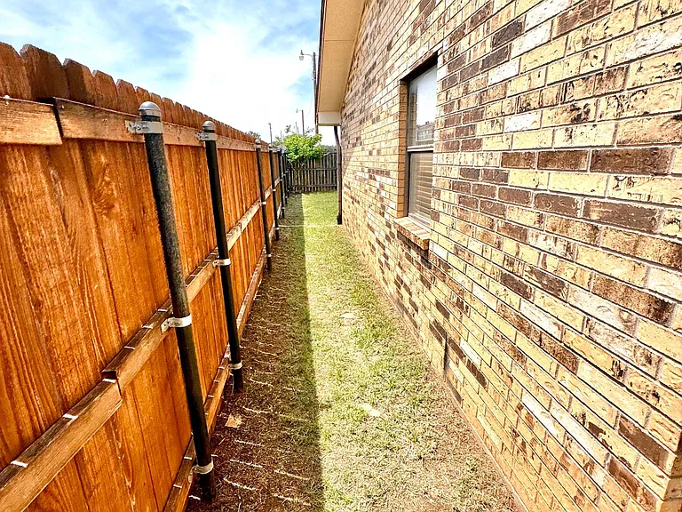 4138 Faith Rd — Photo 17