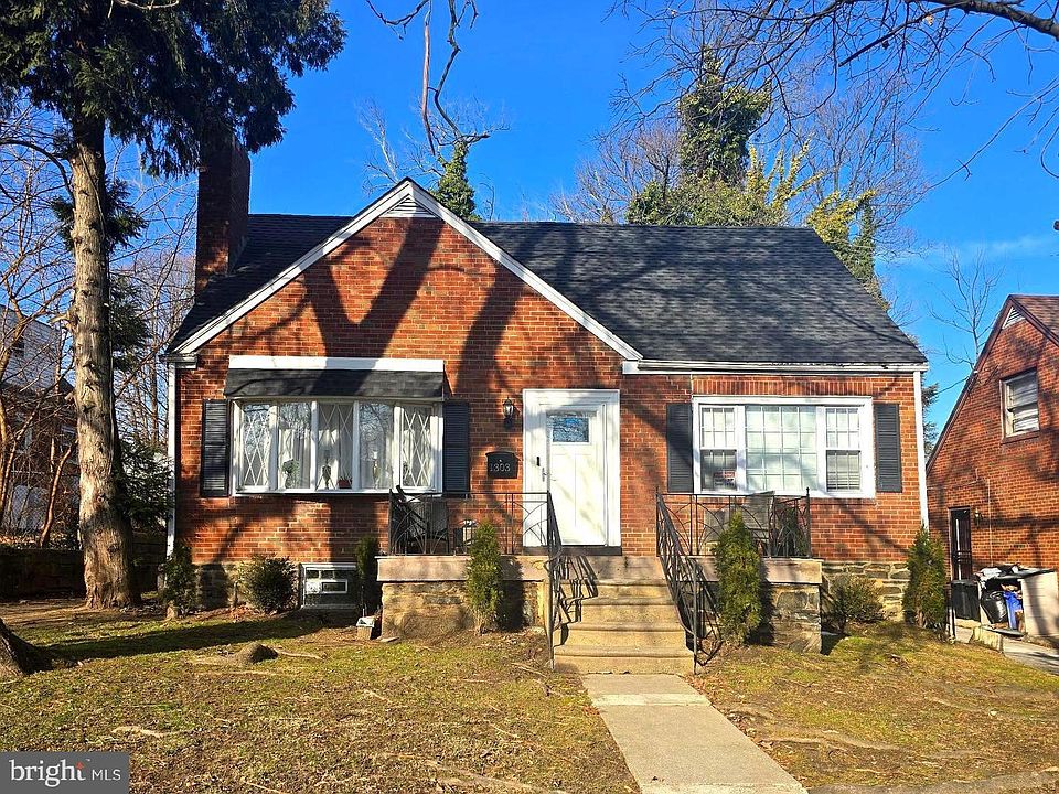 1st image of 1303 Manor Rd