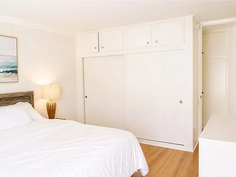 950 Avenida Carmel #G — Photo 11
