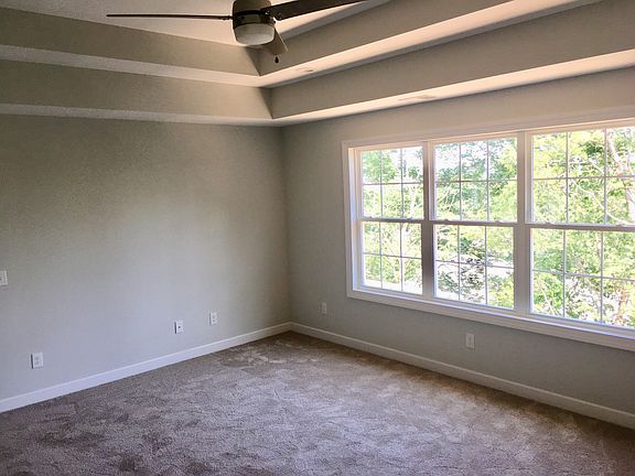 3rd image of 212 Saint Martins Ln