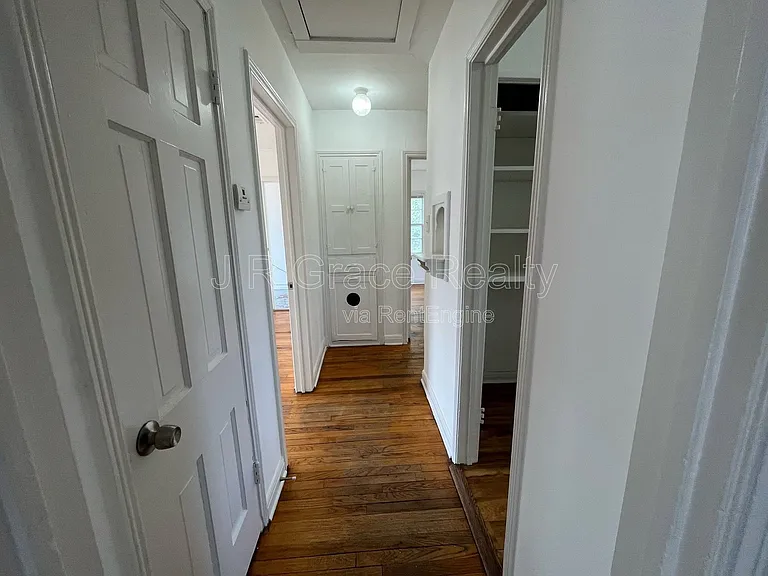 2805 Mitchell Ave — Photo 6