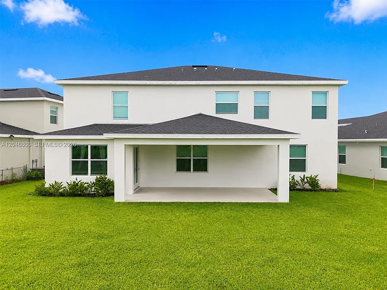 12303 SW Roma Cir — Photo 40
