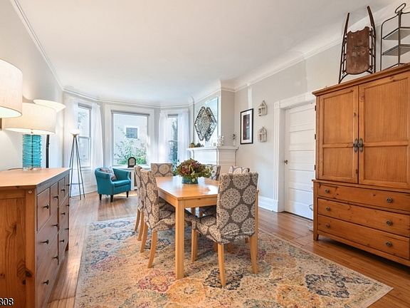 5th image of 107 Park St Floor 2