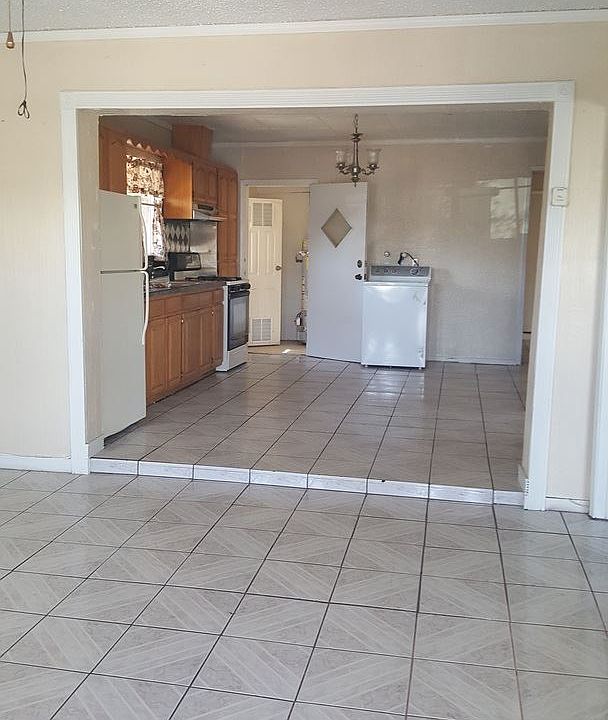 1st image of 5433 Beacon Ave