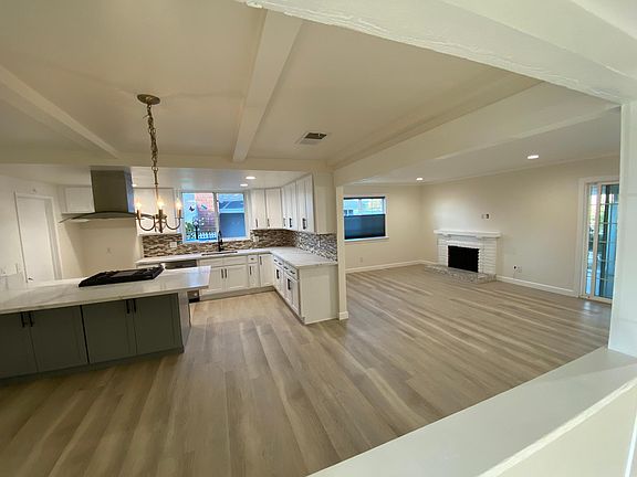 4th image of 12114 Edgeworth Ave