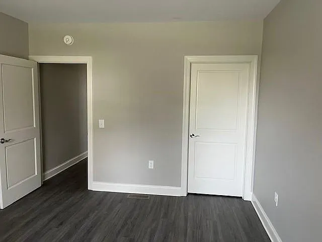 236 W Market St #1 — Photo 11