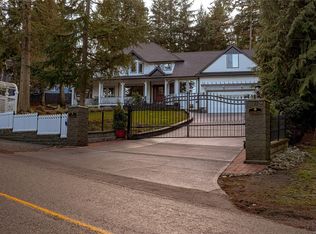 7072 Willis Point Rd, Capital, BC V9E 2A1