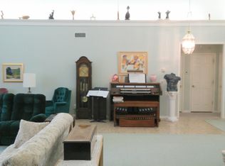 3408 S Trail Ridge Dr, Independence, MO 64055