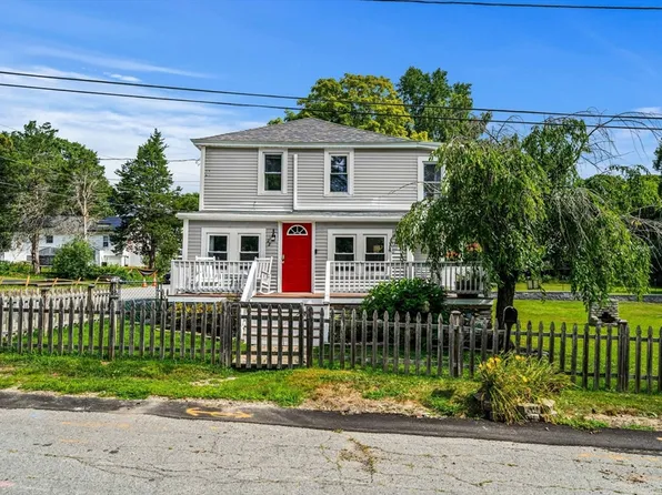 22 Loring Rd, Methuen, MA 01844