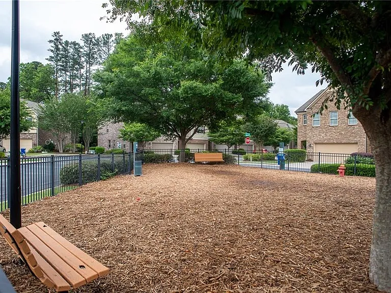 2160 Crestridge Trl NE — Photo 36