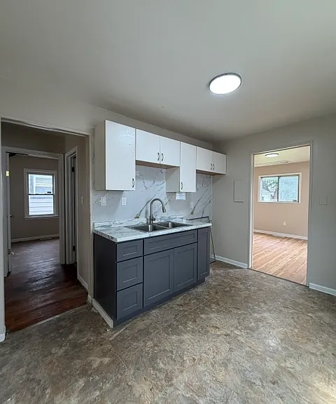 22844 Sharrow Ave — Photo 6